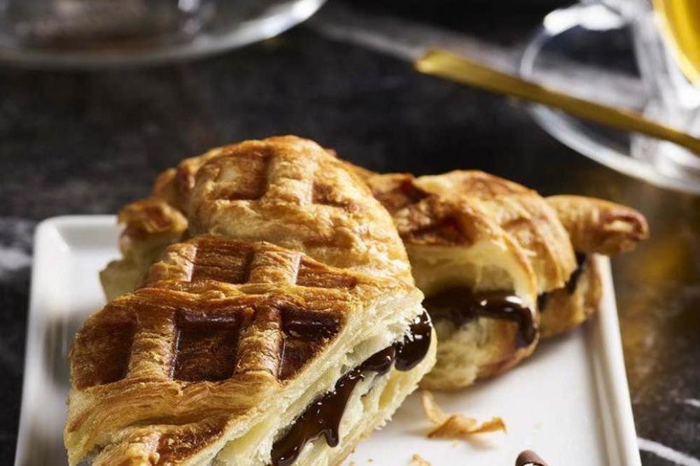 THE CROIFFLE: WAFFLE-CROISSANT HYBRID IS THE LATEST FOOD TREND TO NOTE